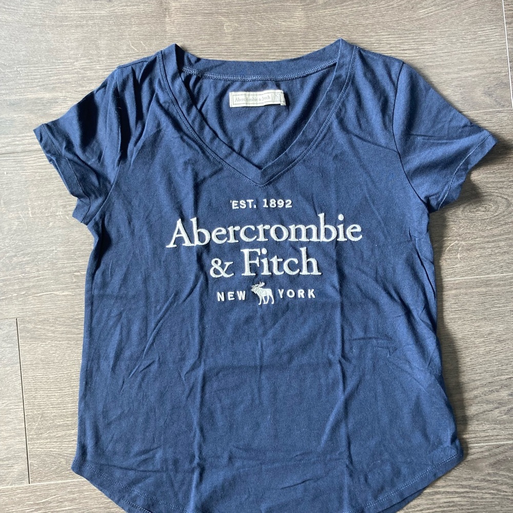 Abercrombie & Fitch Dark Blue Crew Neck Tee